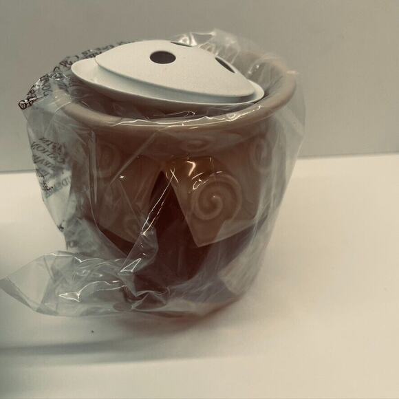 Scentsy Rustic Star Plug In Electric Wax Scentsy Warmer Retired NEW‎ - Picture 3 of 3